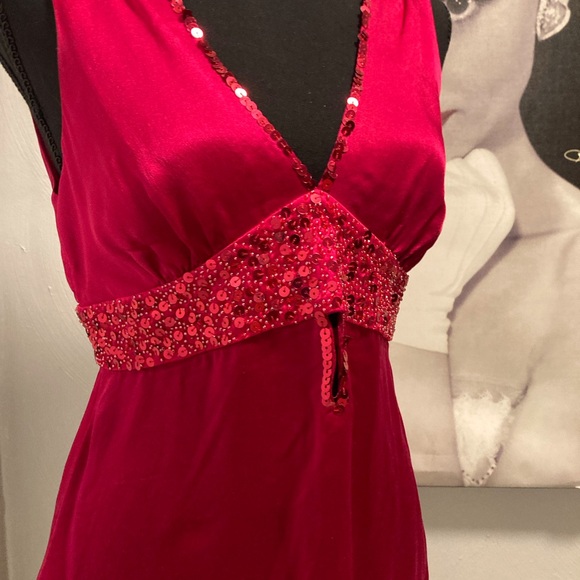 Women’s Red Silk Bebe Sleeveless Shirt M - Picture 6 of 10